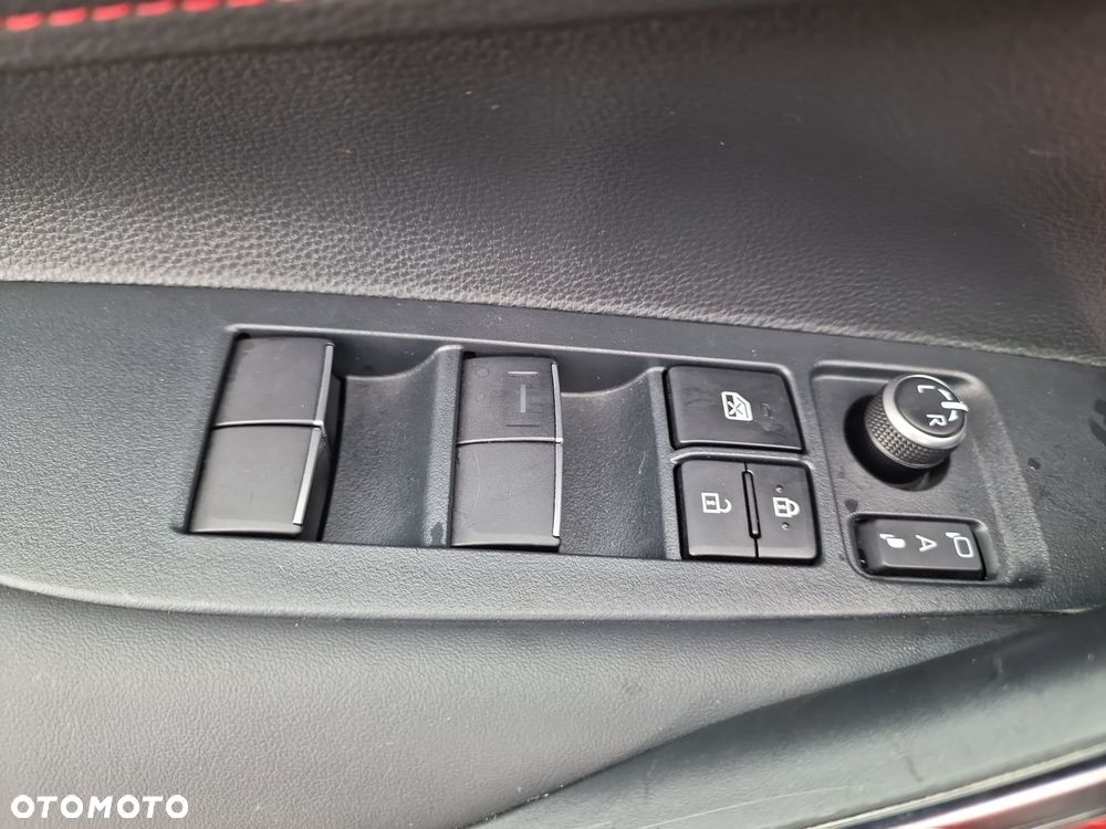 Toyota Corolla - 19
