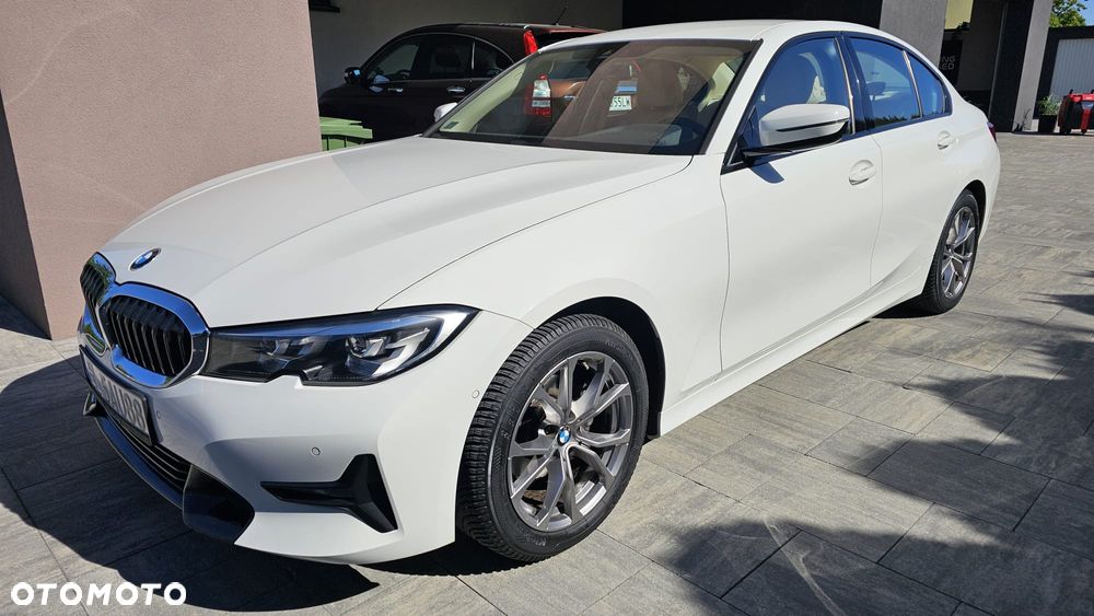 BMW Seria 3 318i Sport Line - 4