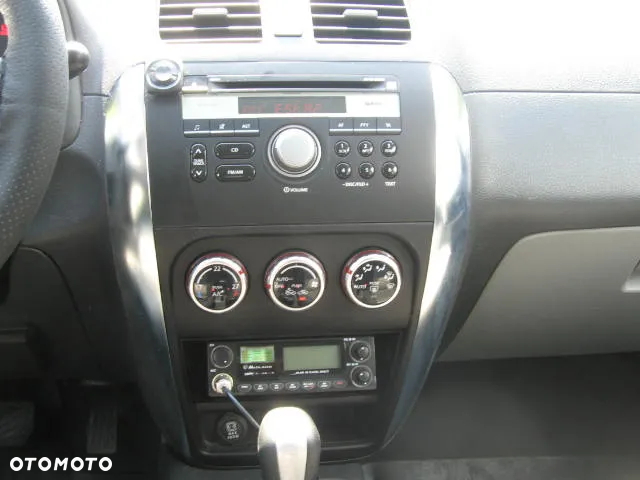 Suzuki SX4 1.6 GS / Premium - 14