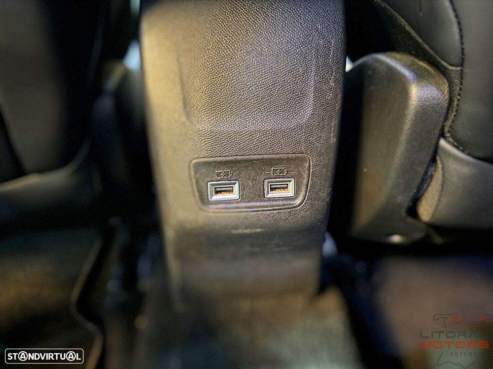 Peugeot 208 1.2 PureTech GT Line EAT8 - 38