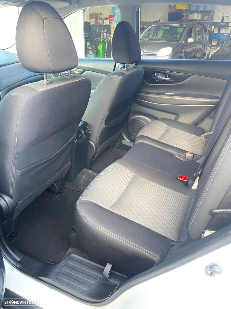 Nissan X-Trail 1.6 dCi Tekna - 11