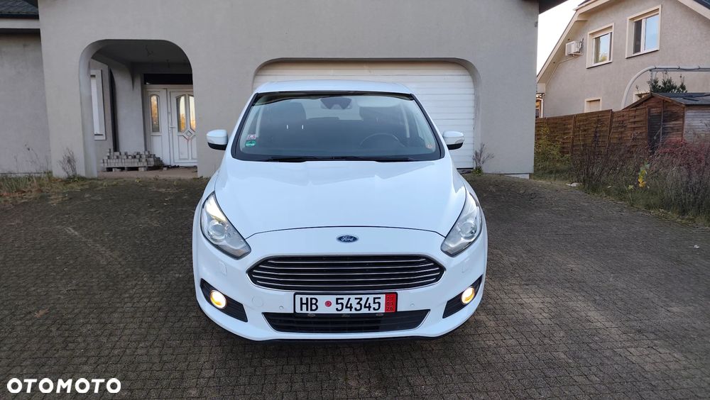 Ford S-Max 2.0 EcoBlue Titanium - 32