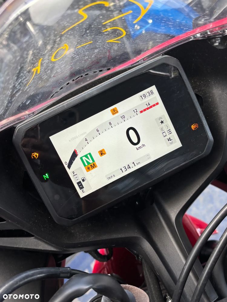Honda CBR - 17