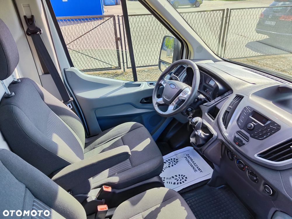 Ford Transit - 11