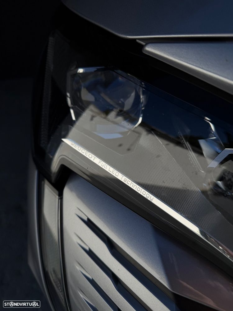 Peugeot 3008 1.2 PureTech GT Line EAT8 - 4