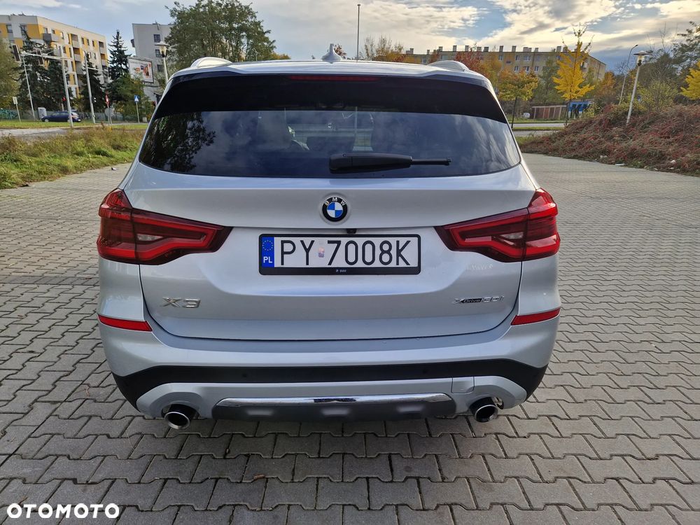 BMW X3 xDrive30i Luxury Line - 7