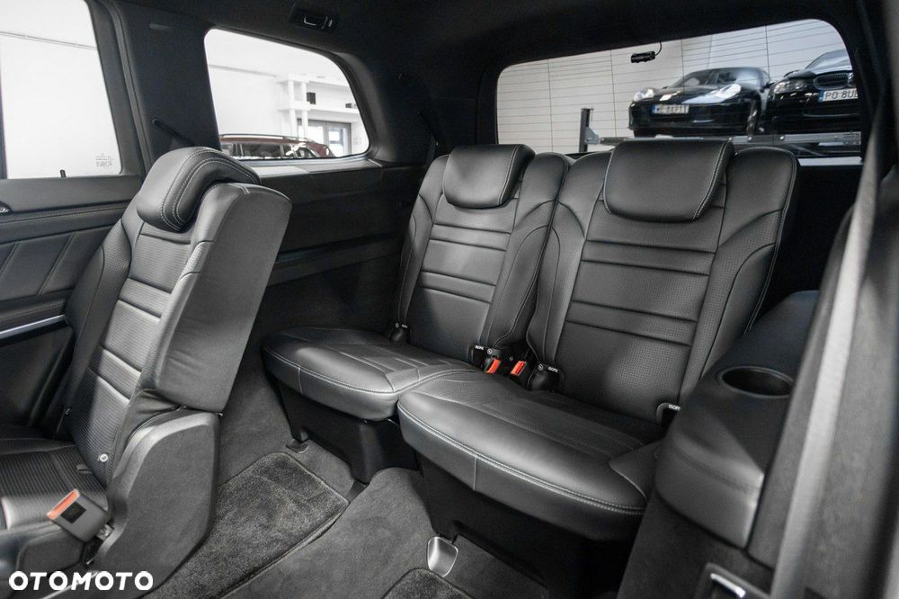 Mercedes-Benz GL - 29