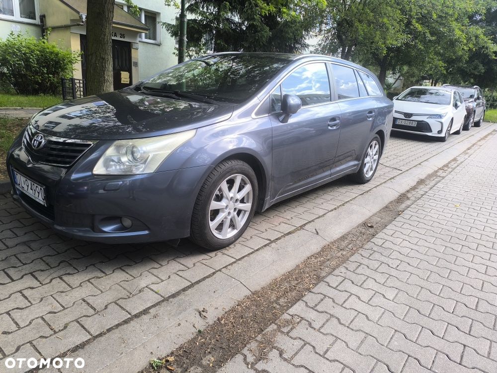Toyota Avensis - 3