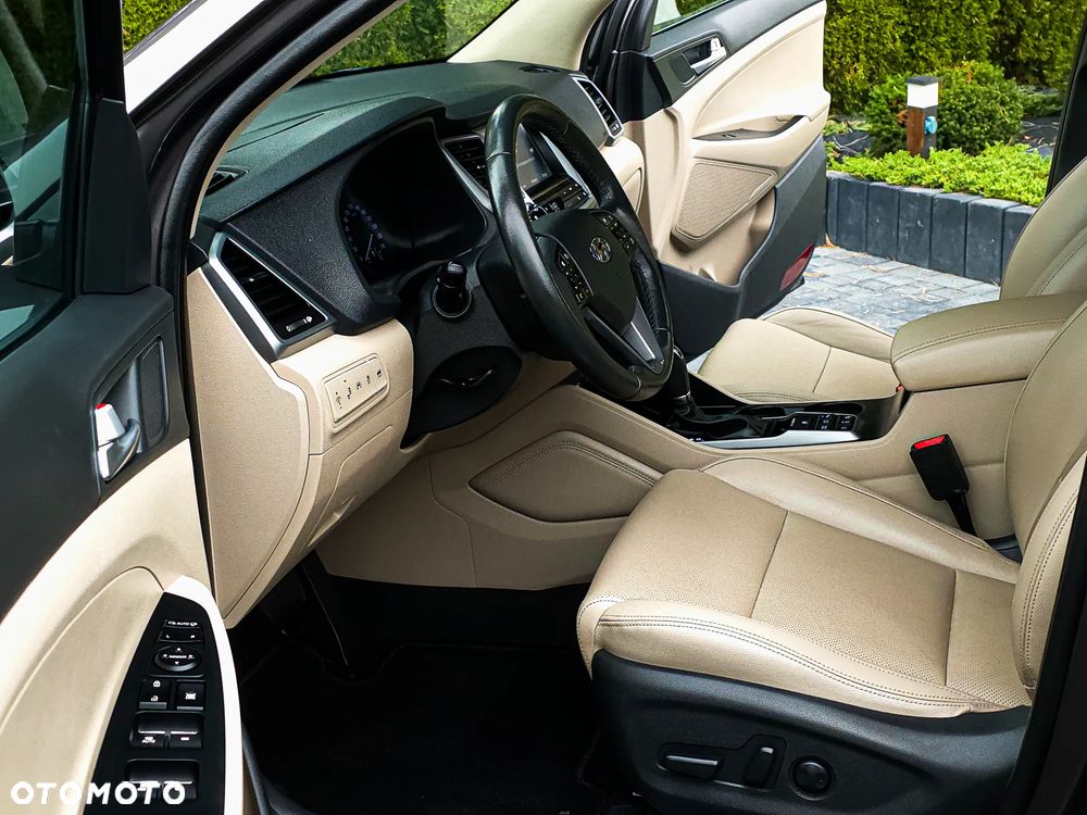 Hyundai Tucson 1.6 GDi 4WD DCT Premium - 17