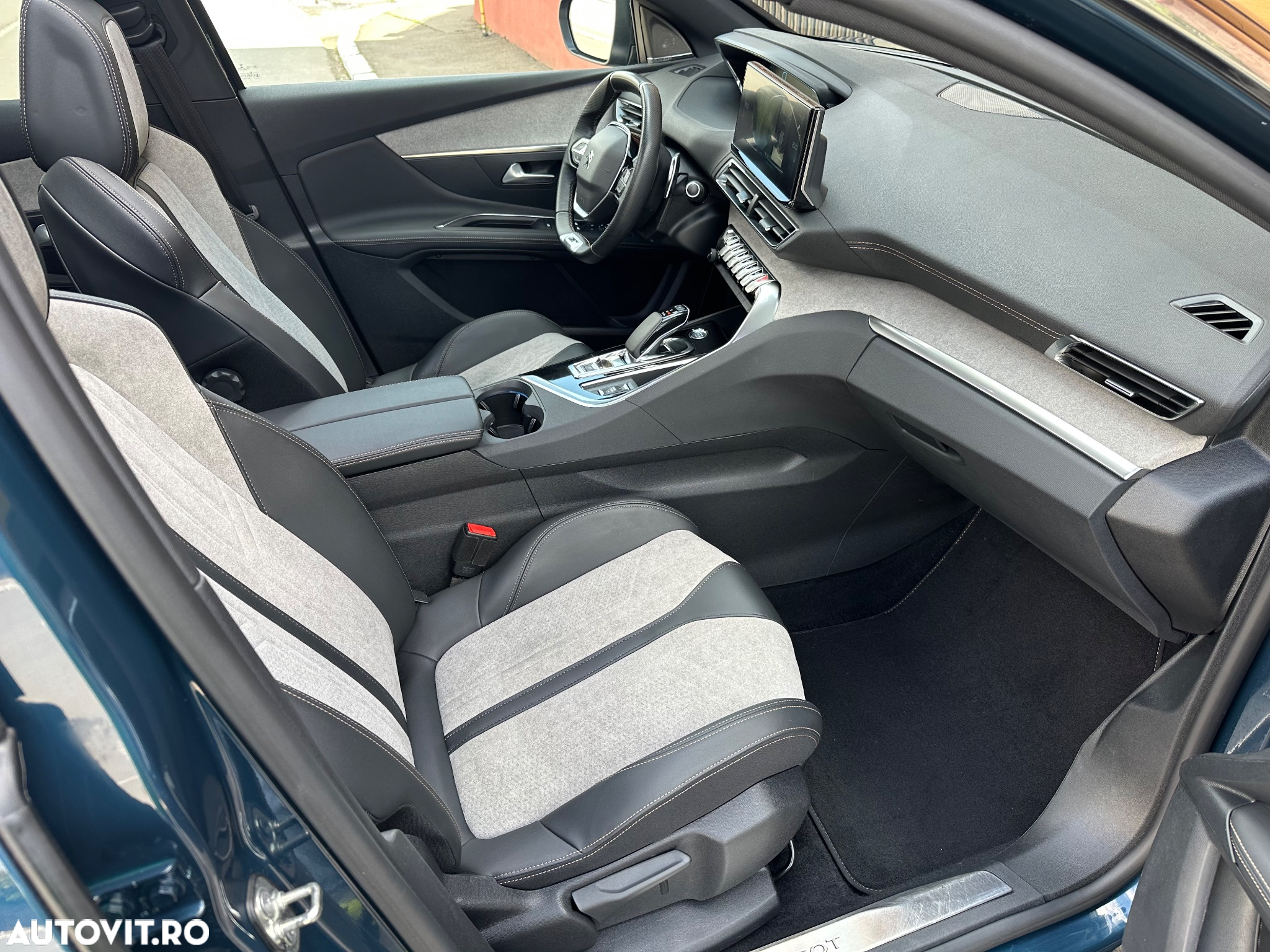 Peugeot 3008 PHEV EAT8 GT Pack - 35