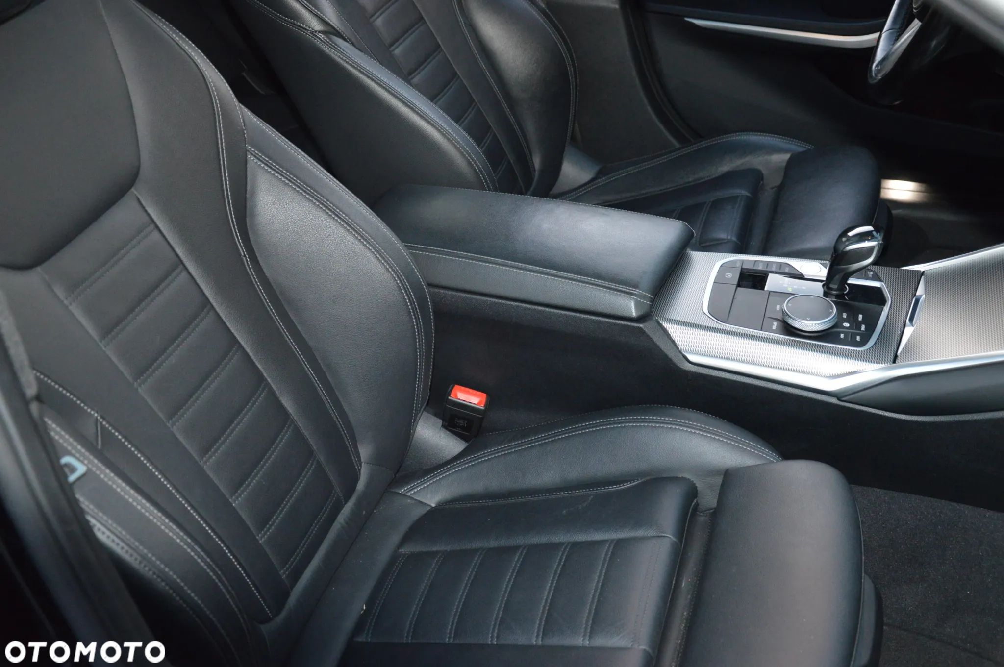 BMW Seria 3 320d Touring xDrive M Sport - 12