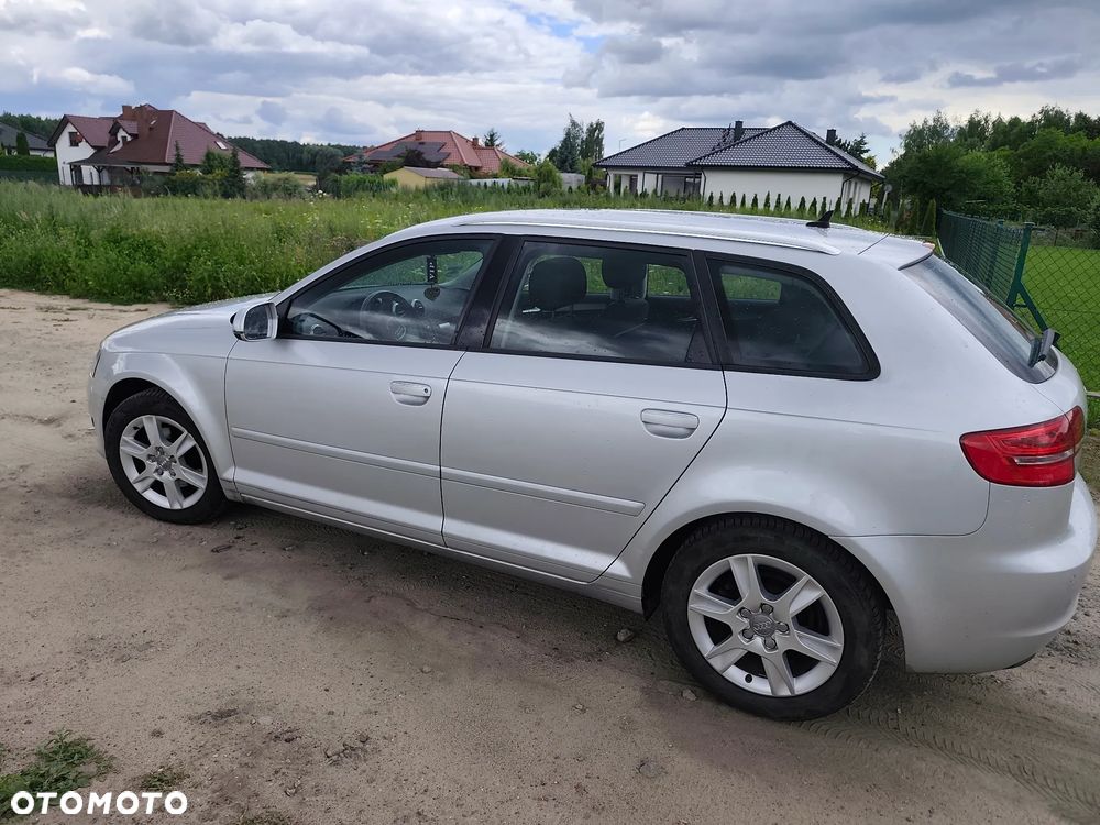 Audi A3 Sportback - 4