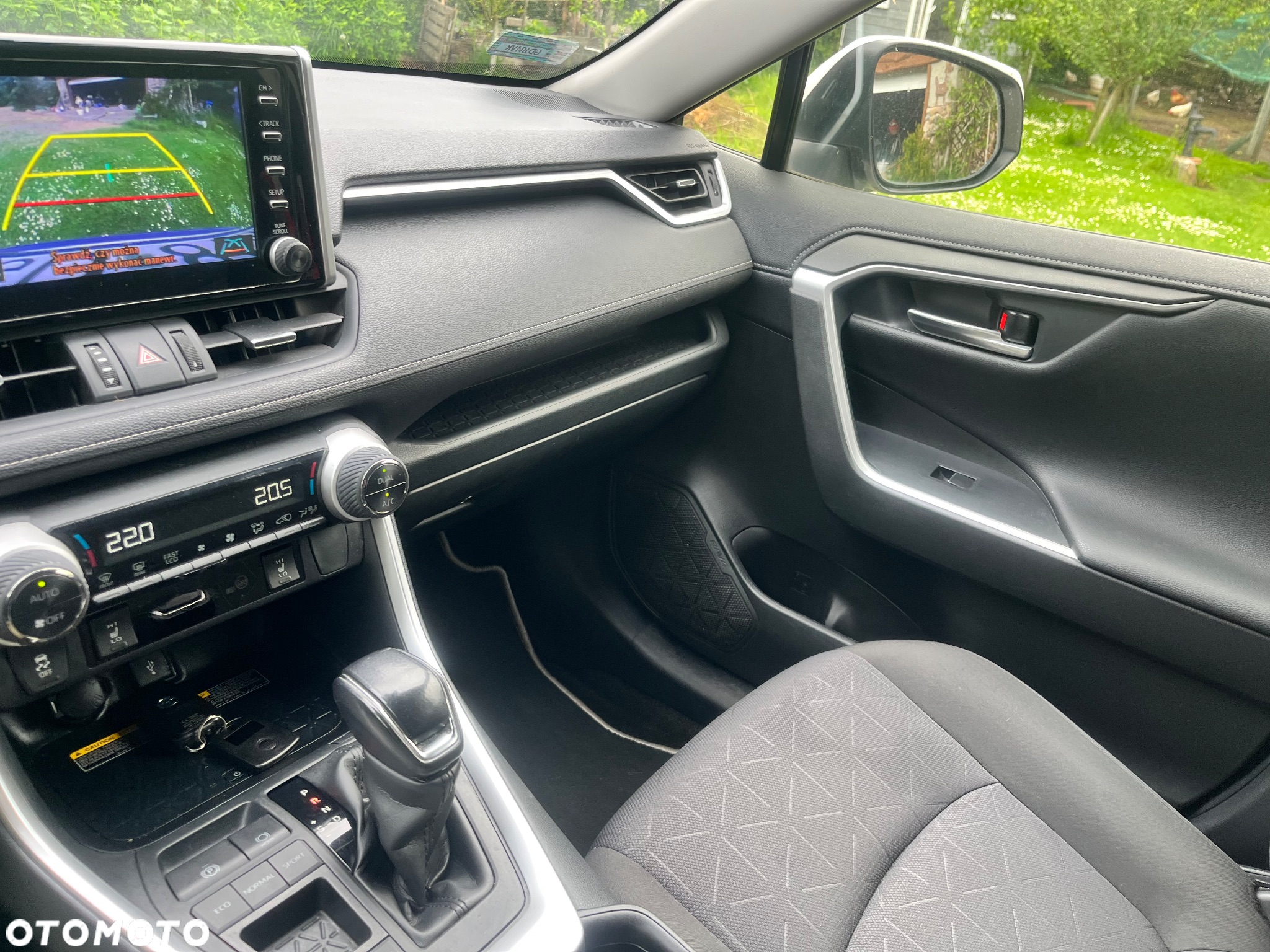 Toyota RAV4 2.5 Hybrid Comfort 4x2 - 13