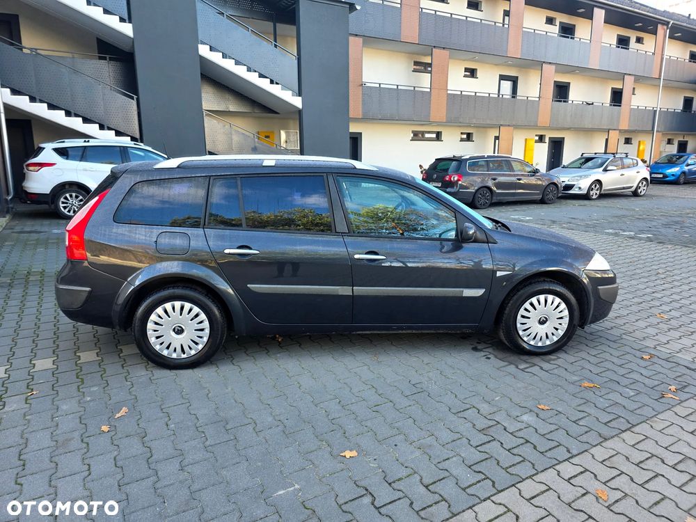 Renault Megane 1.6 16V Expression - 8