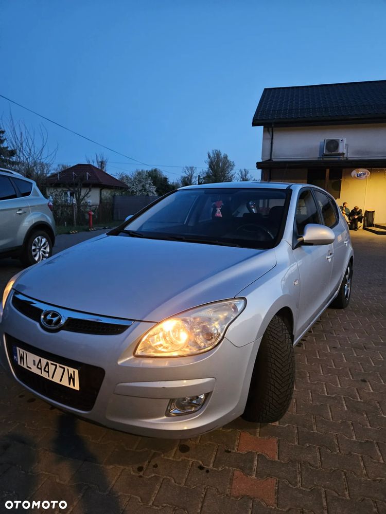 Hyundai i30 1.6 Comfort - 4
