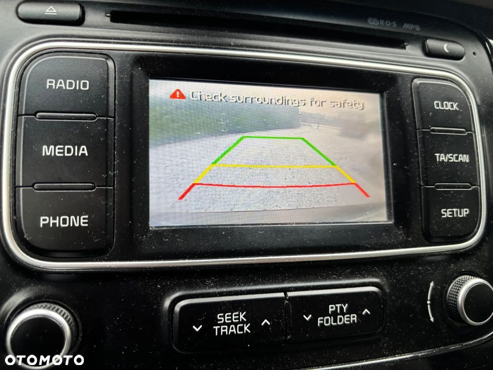 Kia Carens 1.7 CRDi L - 3