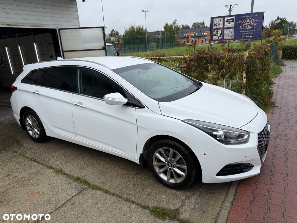 Hyundai i40 1.6 CRDi Business - 1