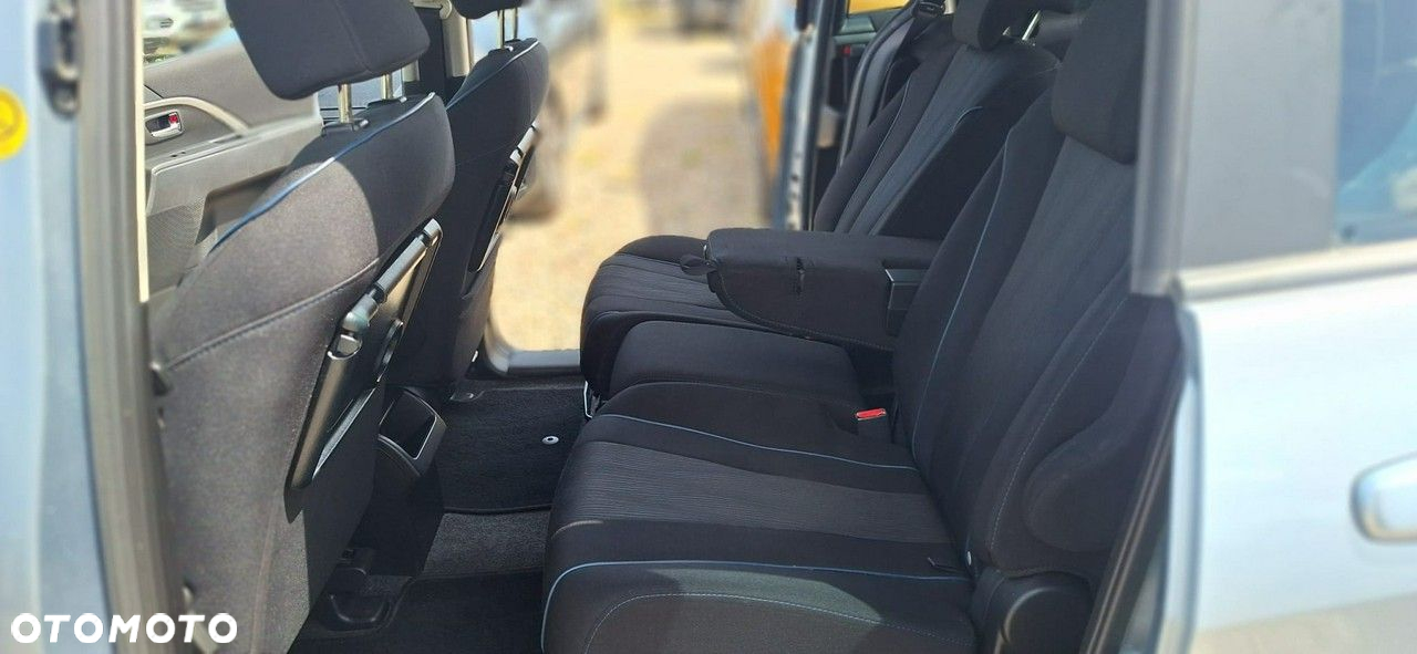 Mazda 5 - 21