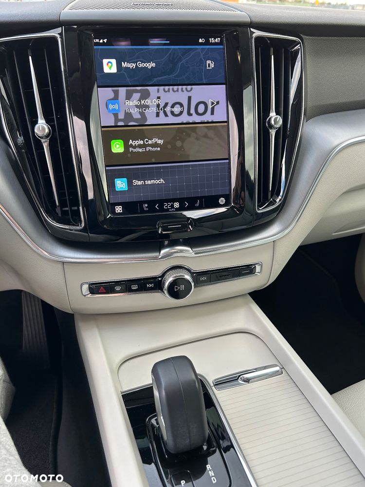 Volvo XC 60 T4 Momentum Pro - 9