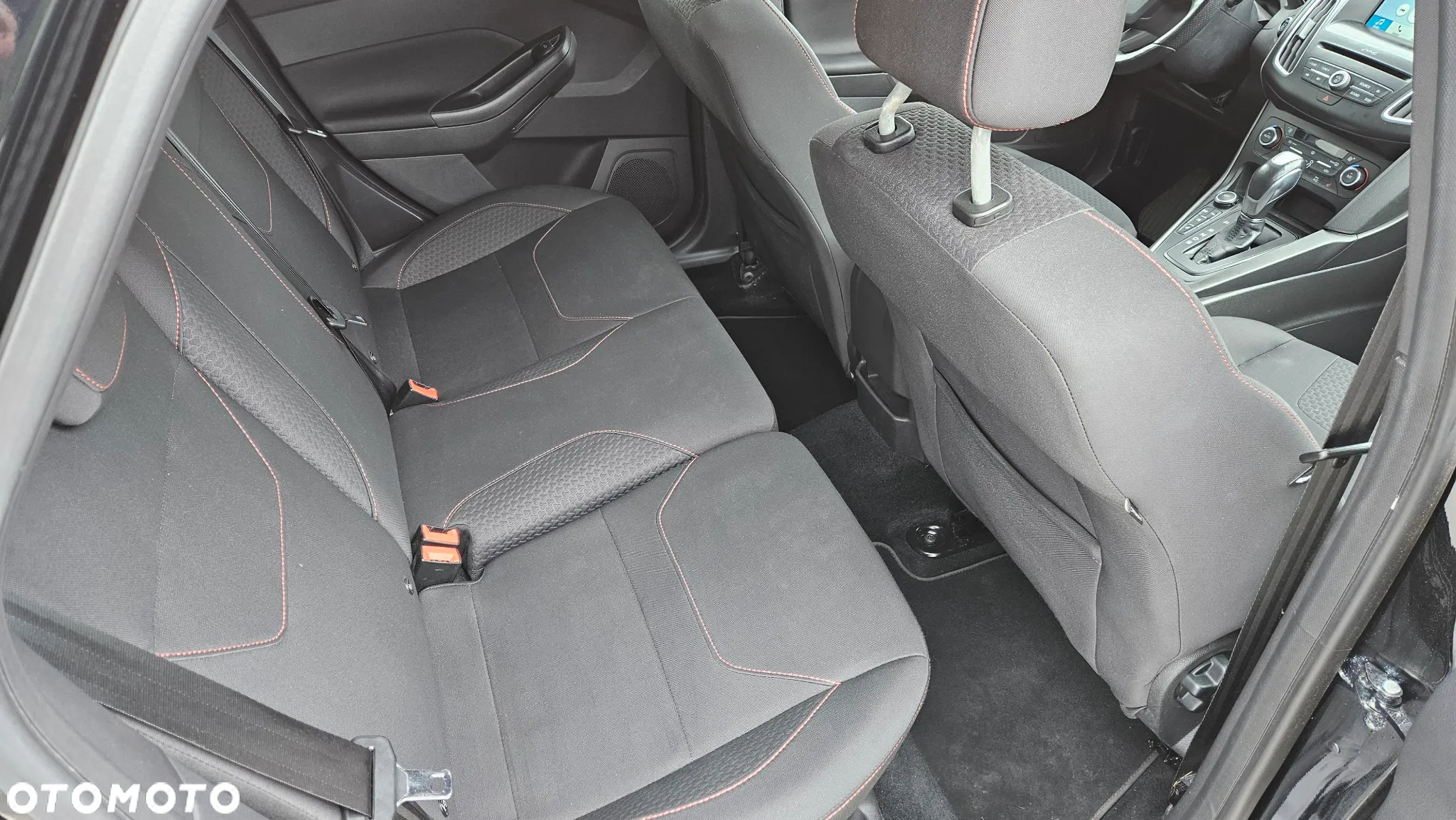 Ford Focus 1.5 EcoBoost Start-Stopp-System ST-LINE - 20