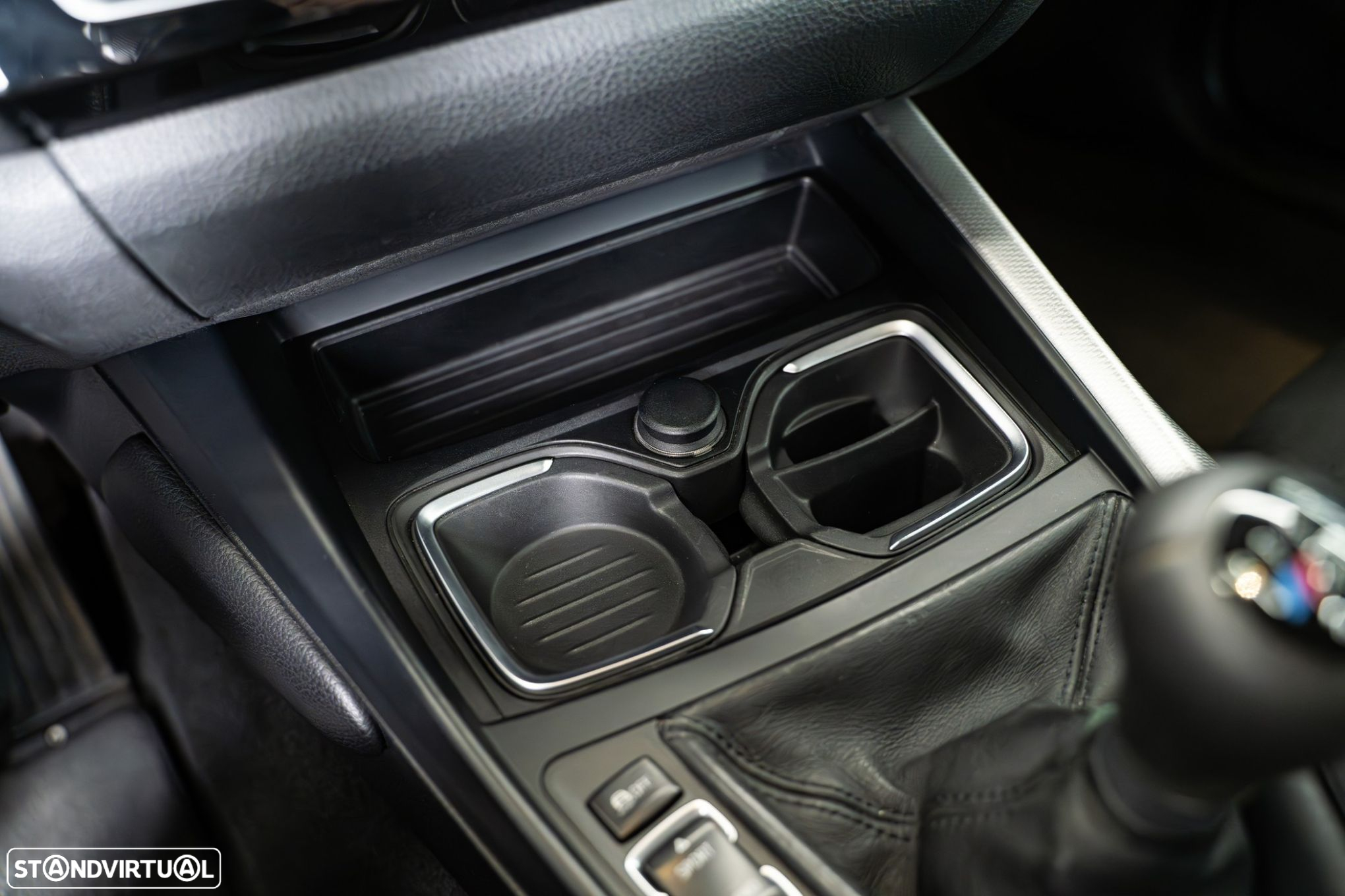 BMW 116 d Pack M - 31
