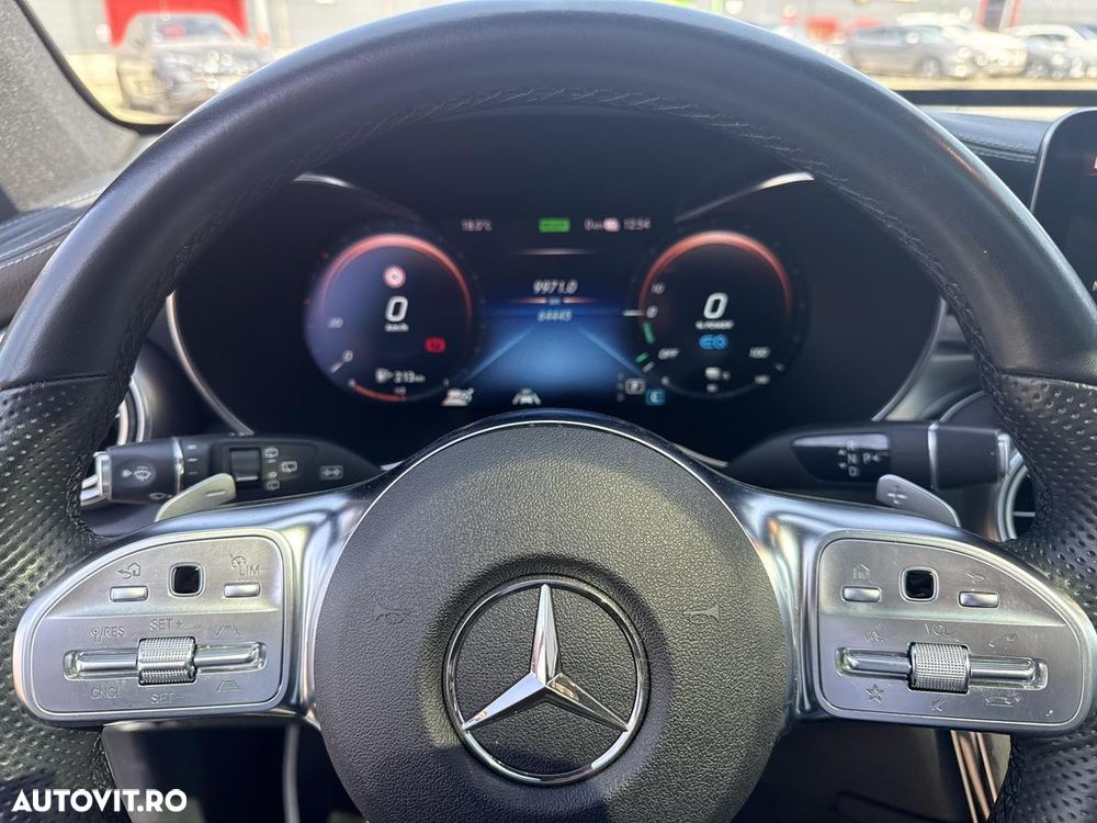 Mercedes-Benz GLC - 24