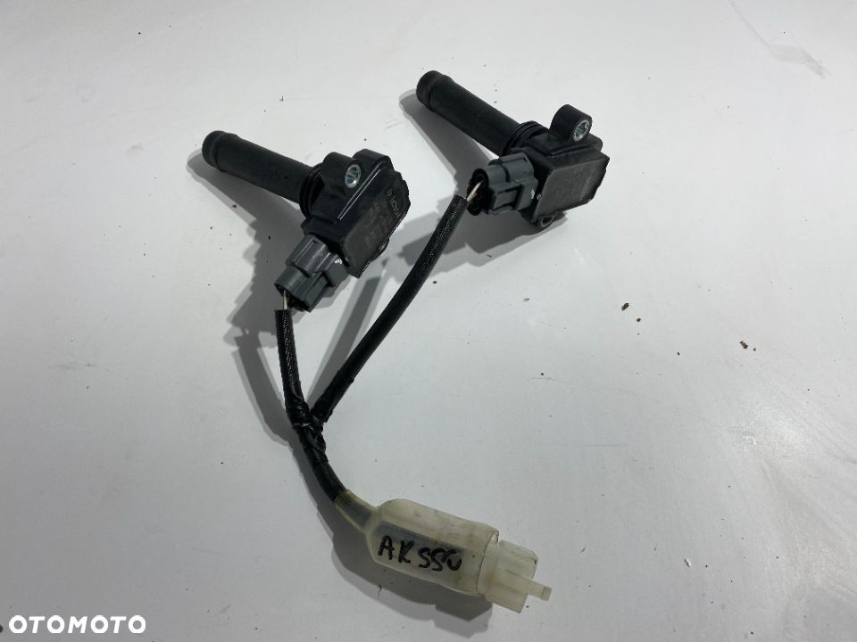 Cewka Kymco AK 550 - 2