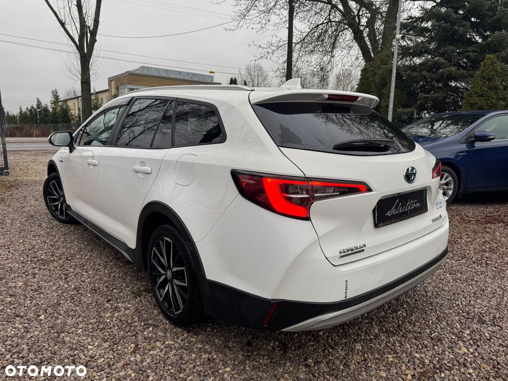 Toyota Corolla 2.0 Hybrid Trek - 5