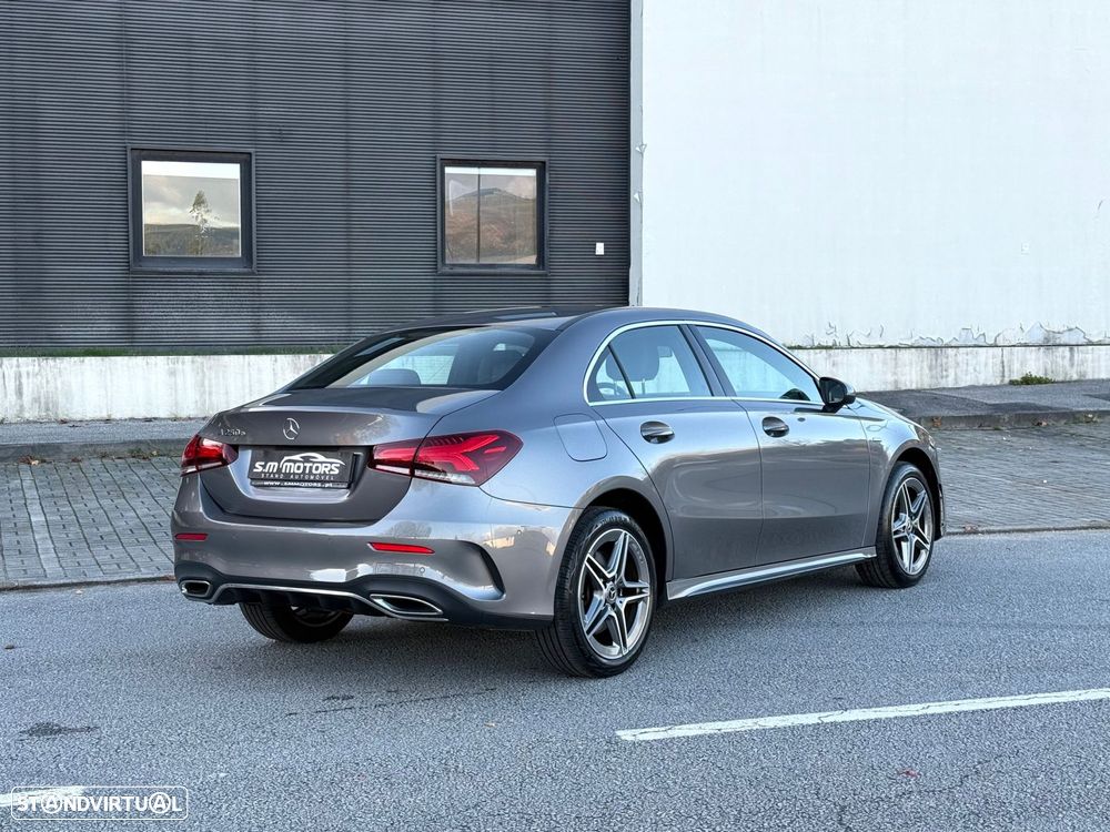 Mercedes-Benz A 250 Limousine e 8G-DCT AMG Line - 4