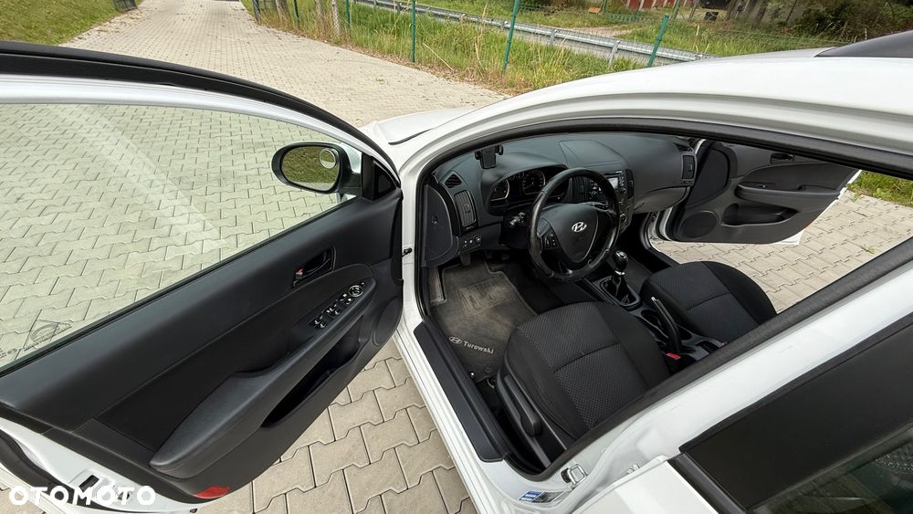 Hyundai i30 1.4 Classic + World Cup - 15