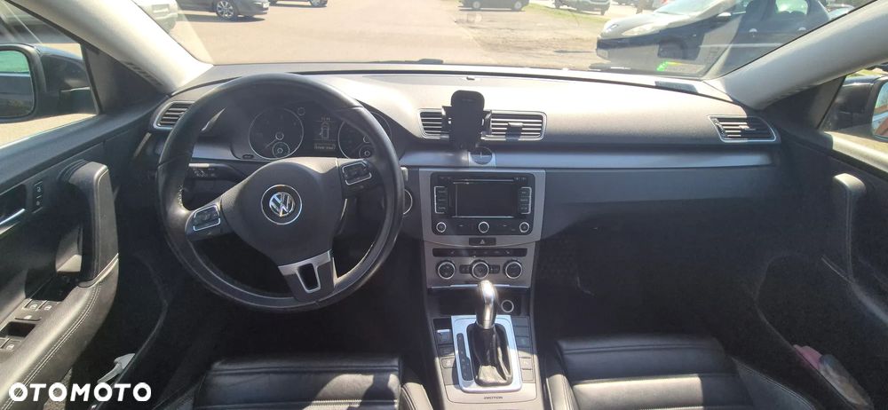 Volkswagen Passat 2.0 TDI 4Mot Highline DSG - 6