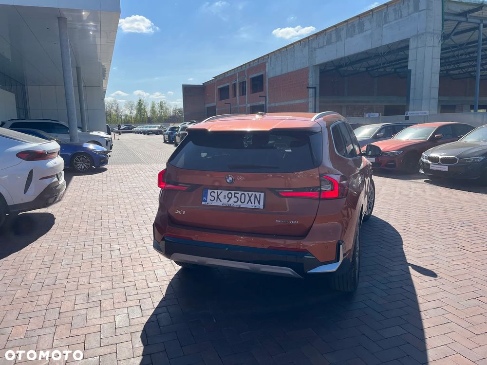 BMW X1 sDrive18i xLine - 7