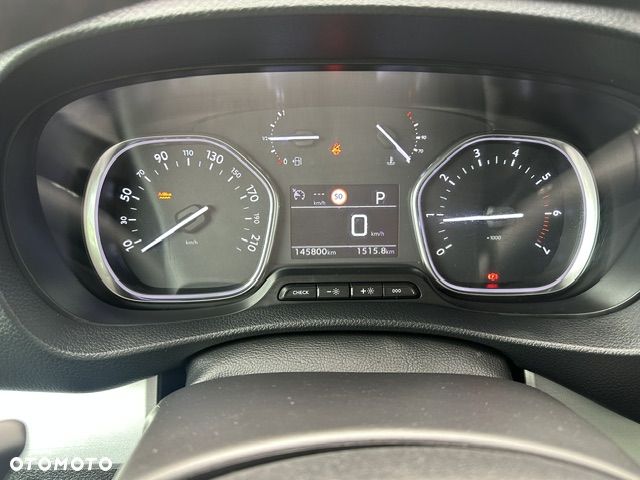 Peugeot Traveller 2.0 BlueHDi Long Business - 11