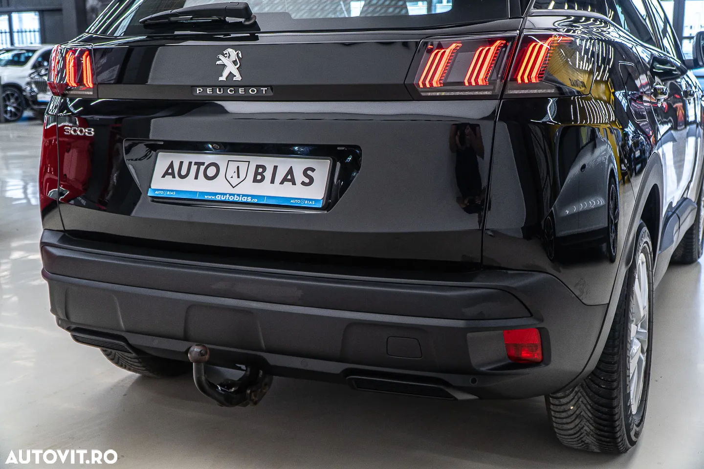 Peugeot 3008 PureTech 130 Stop & Start GPF EAT8 Allure - 14