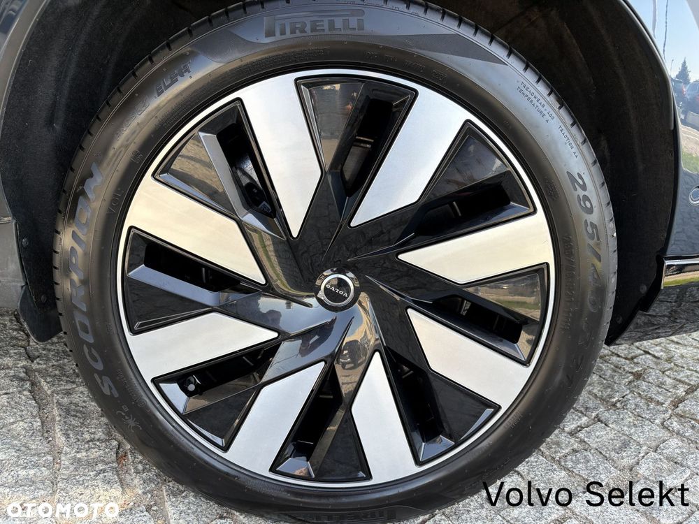 Volvo EX90 - 8