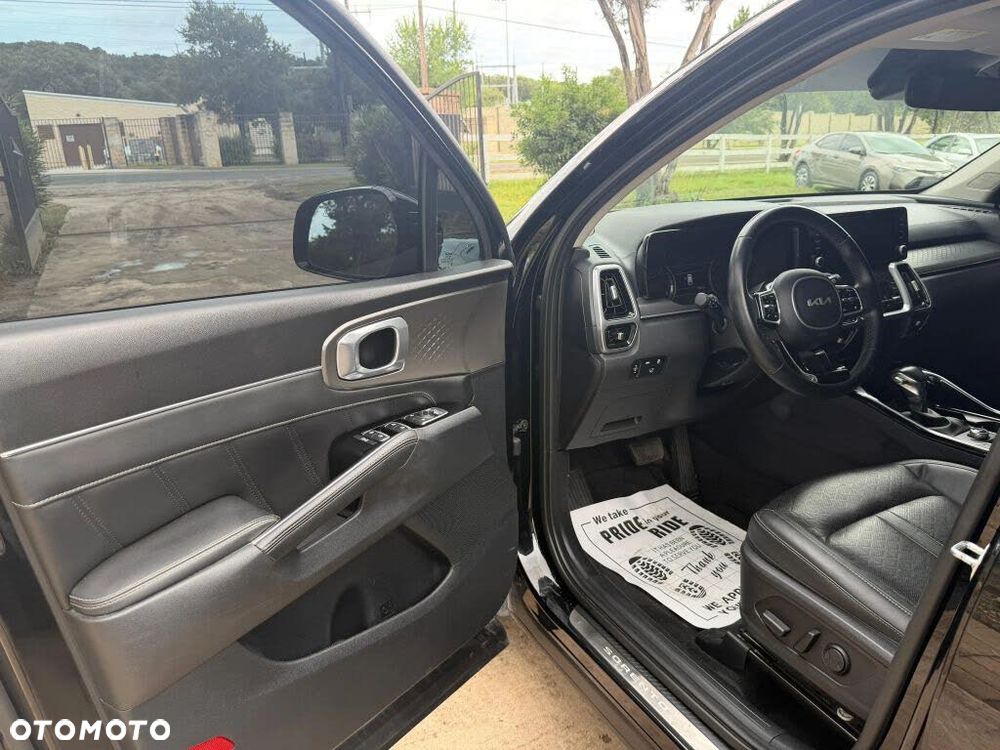 Kia Sorento - 10