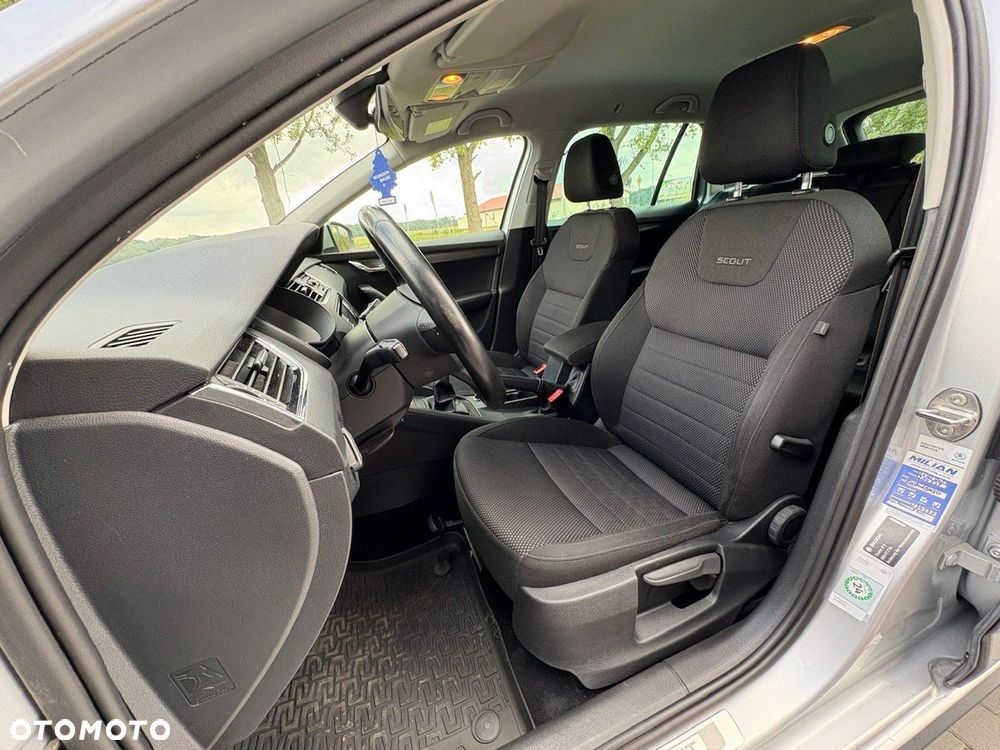 Skoda Octavia 2.0 TDI (Green tec) 4x4 Ambition - 15