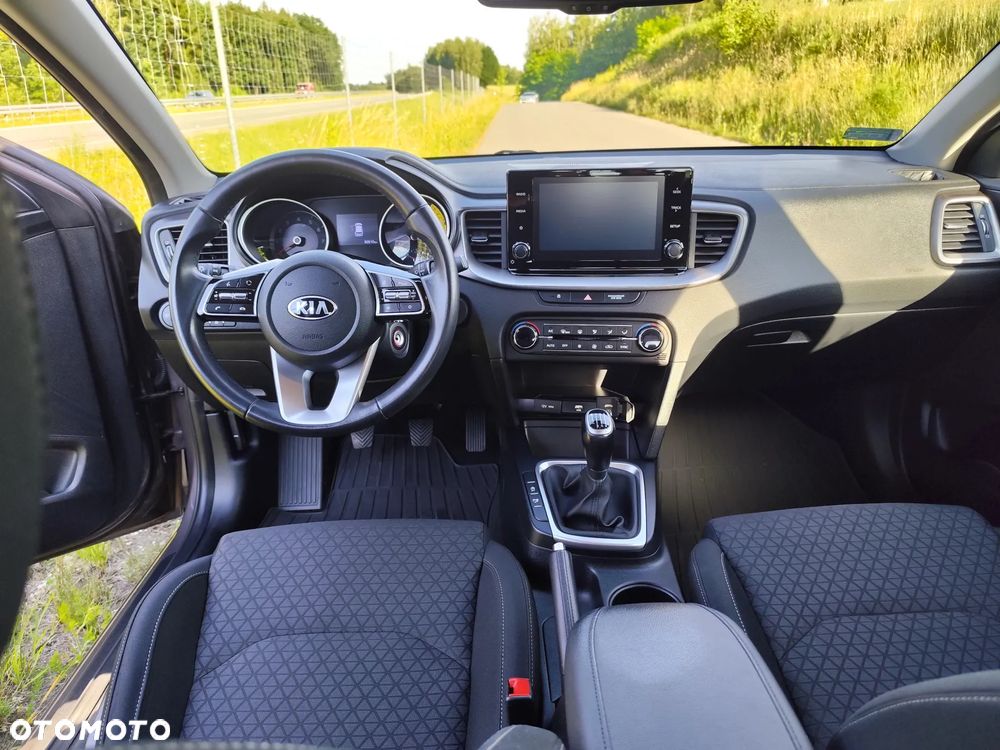 Kia Ceed 1.4 T-GDI M - 9