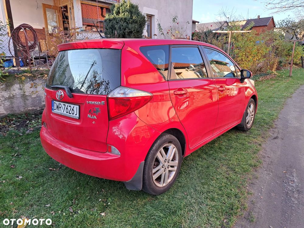 Toyota Verso S - 5