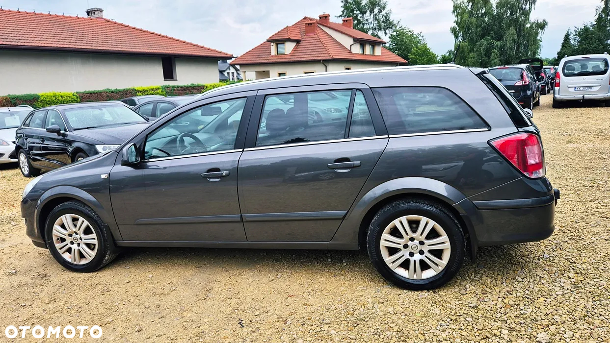 Opel Astra 1.6 Cosmo - 22