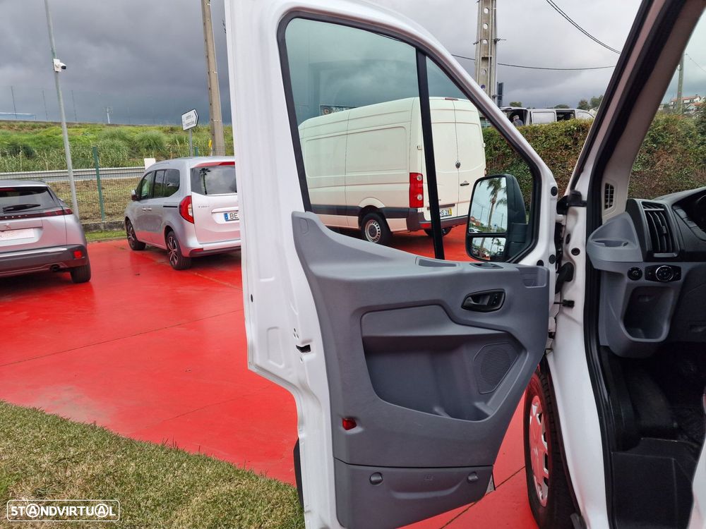 Ford Transit 330 L2 2.0 TDCi H2 Trend - 9