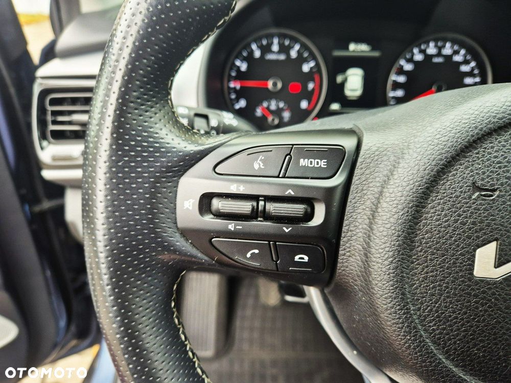 Kia Stonic 1.0 T-GDI L - 12