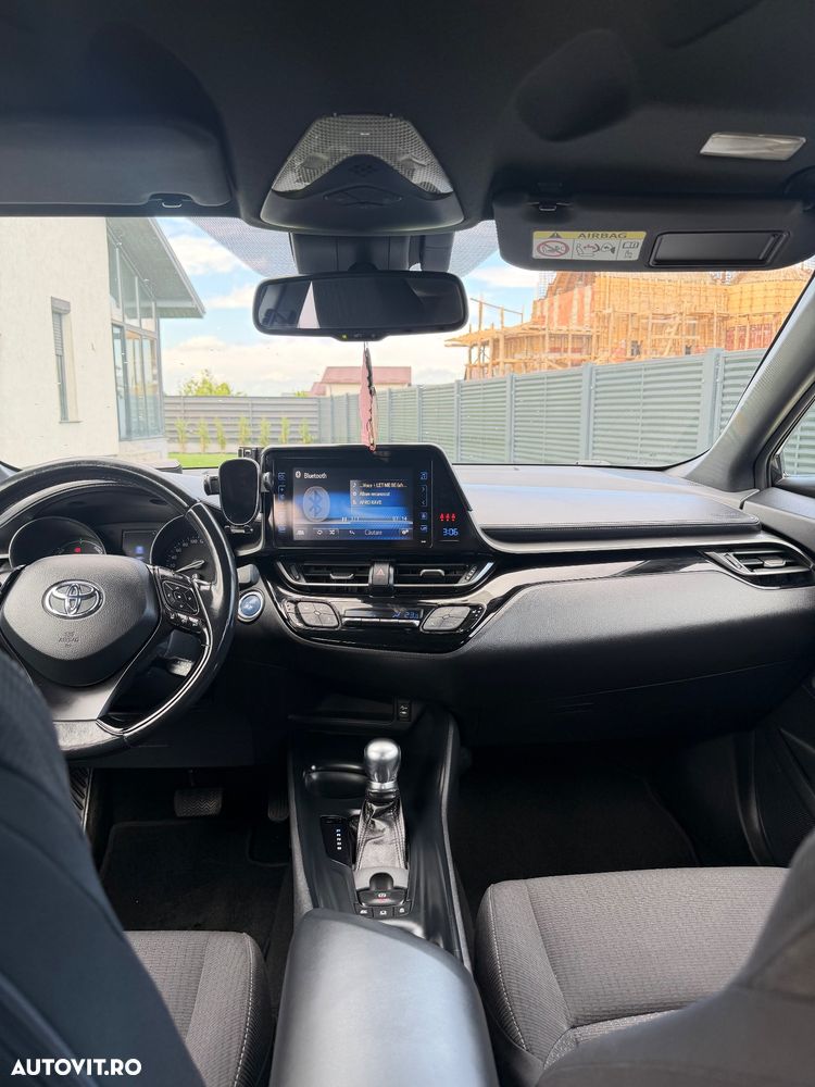 Toyota C-HR - 14
