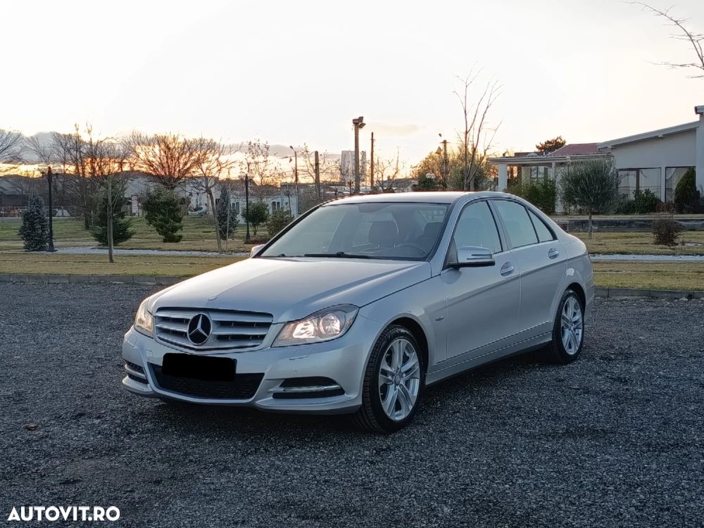 Mercedes-Benz C - 3