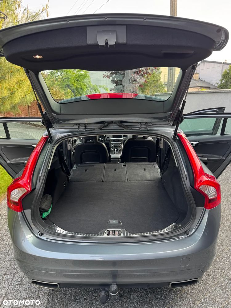 Volvo V60 D4 Drive-E Momentum - 18