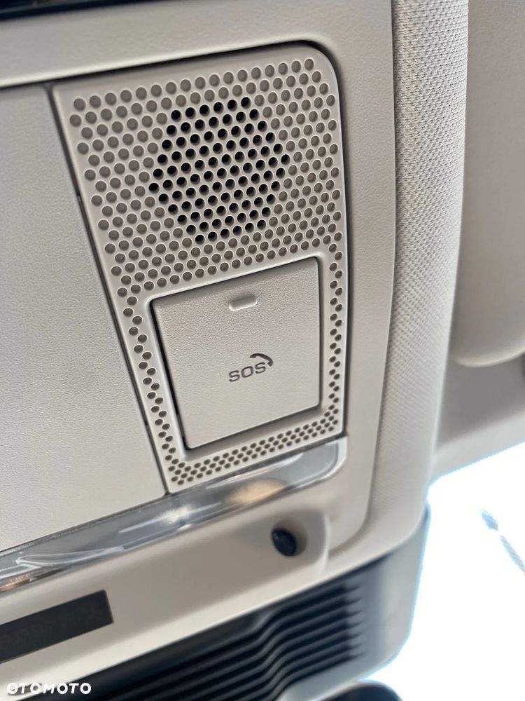 Land Rover Discovery Sport 2.0 D200 mHEV S - 19