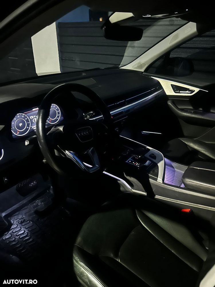 Audi Q7 3.0 TFSI Quattro Tiptronic - 6