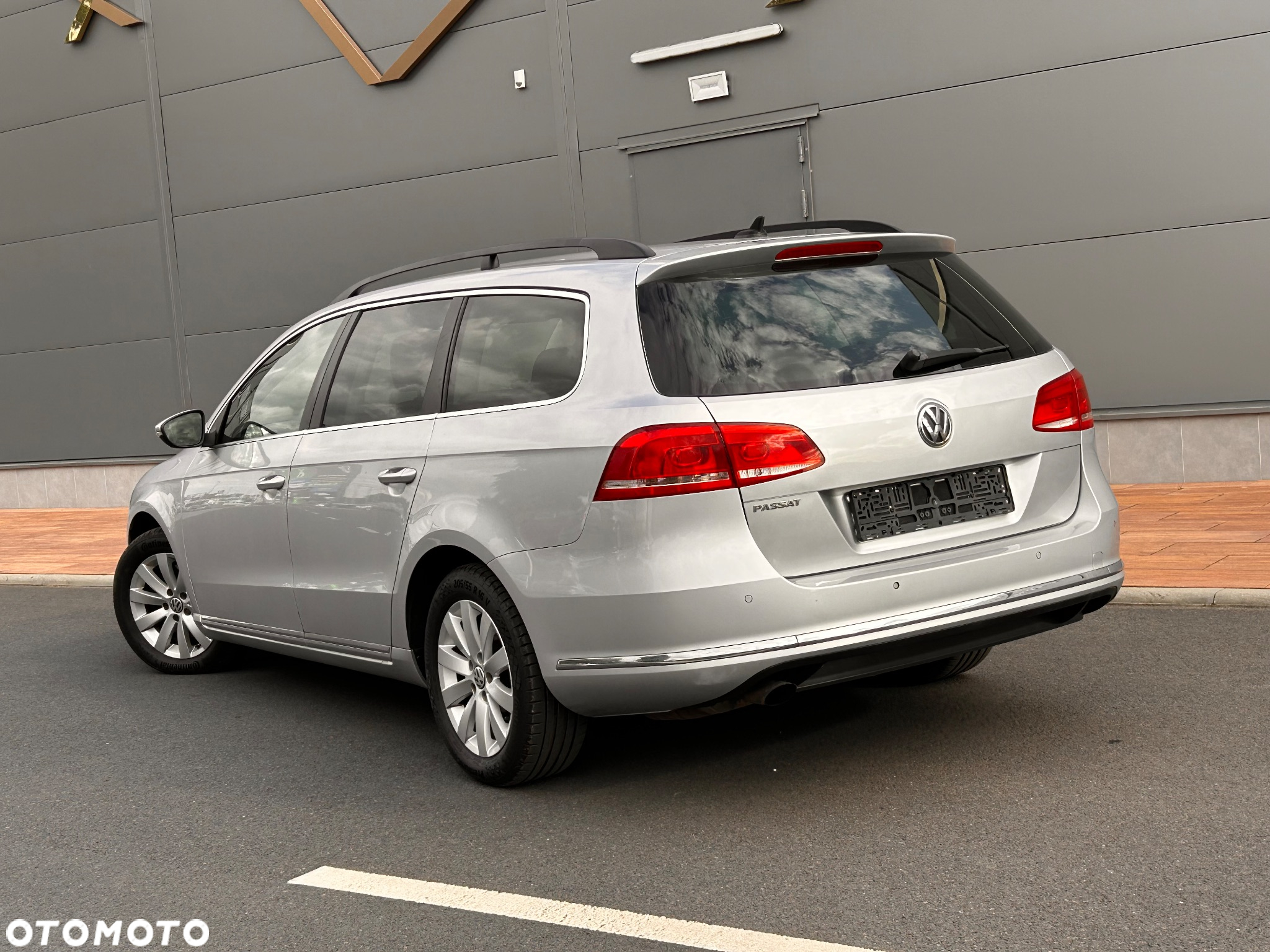 Volkswagen Passat 1.4 TSI BMT Comfortline DSG - 4