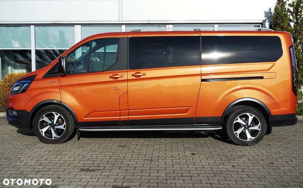 Ford Tourneo Custom - 3
