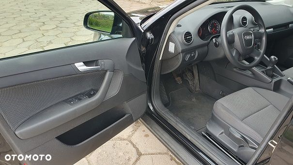Audi A3 Sportback 1.6 Attraction - 7